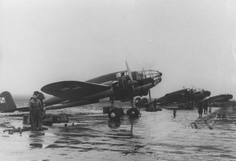 Samoloty na lotnisku Warszawa 1939 r.